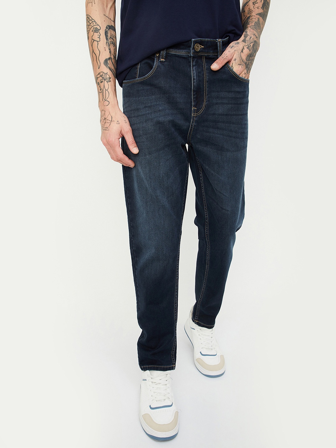 

max Men Stretchable Clean Look Jeans, Navy blue