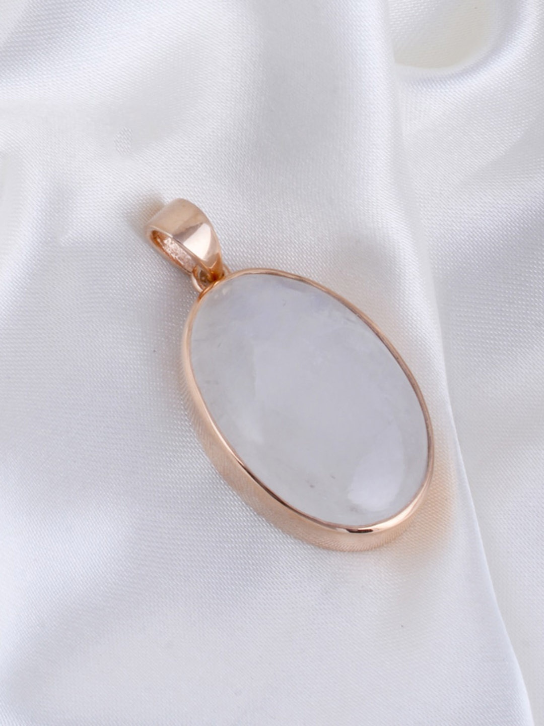 

HIFLYER JEWELS Rose Gold-Plated Pendants with Chain, White