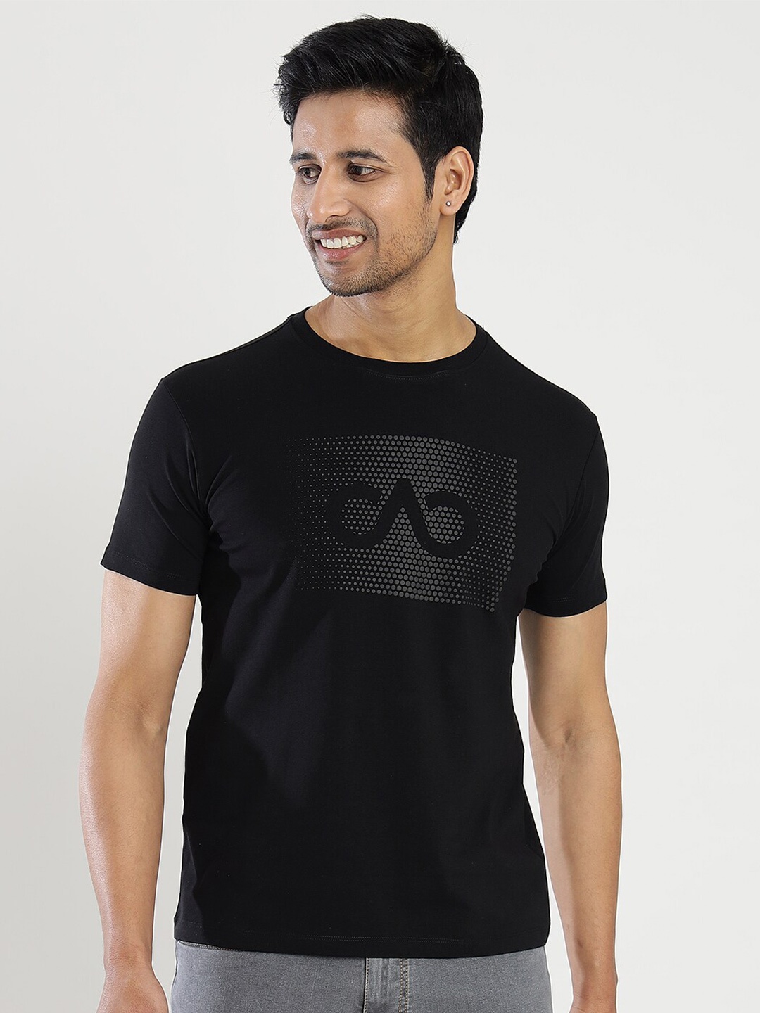 

JADE BLUE Round Neck Cotton Fit T-shirt, Black