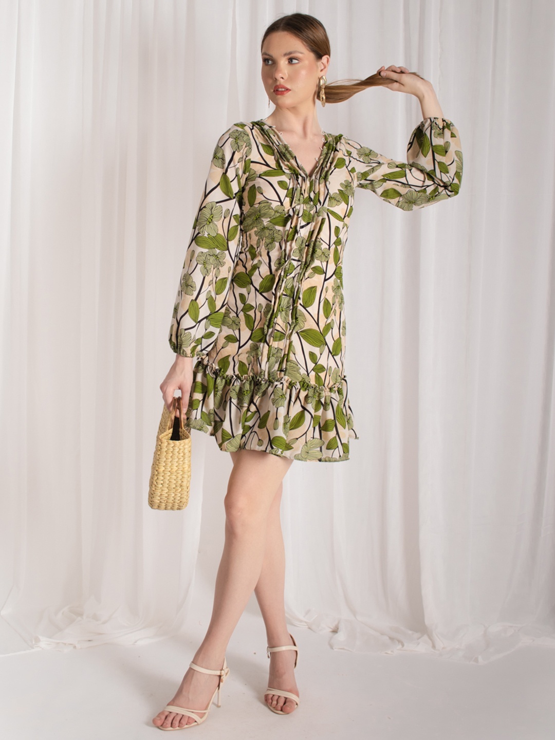 

Stylecast X Hersheinbox Floral Print Georgette Pleated Drop-Waist Mini Dress, Beige