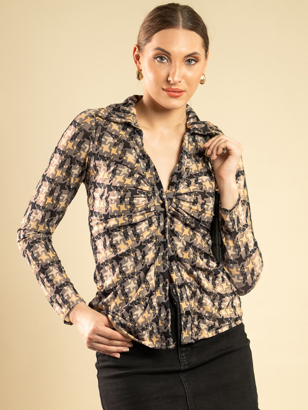 

Stylecast X Hersheinbox Geometric Printed Ruched Shirt Style Top, Beige