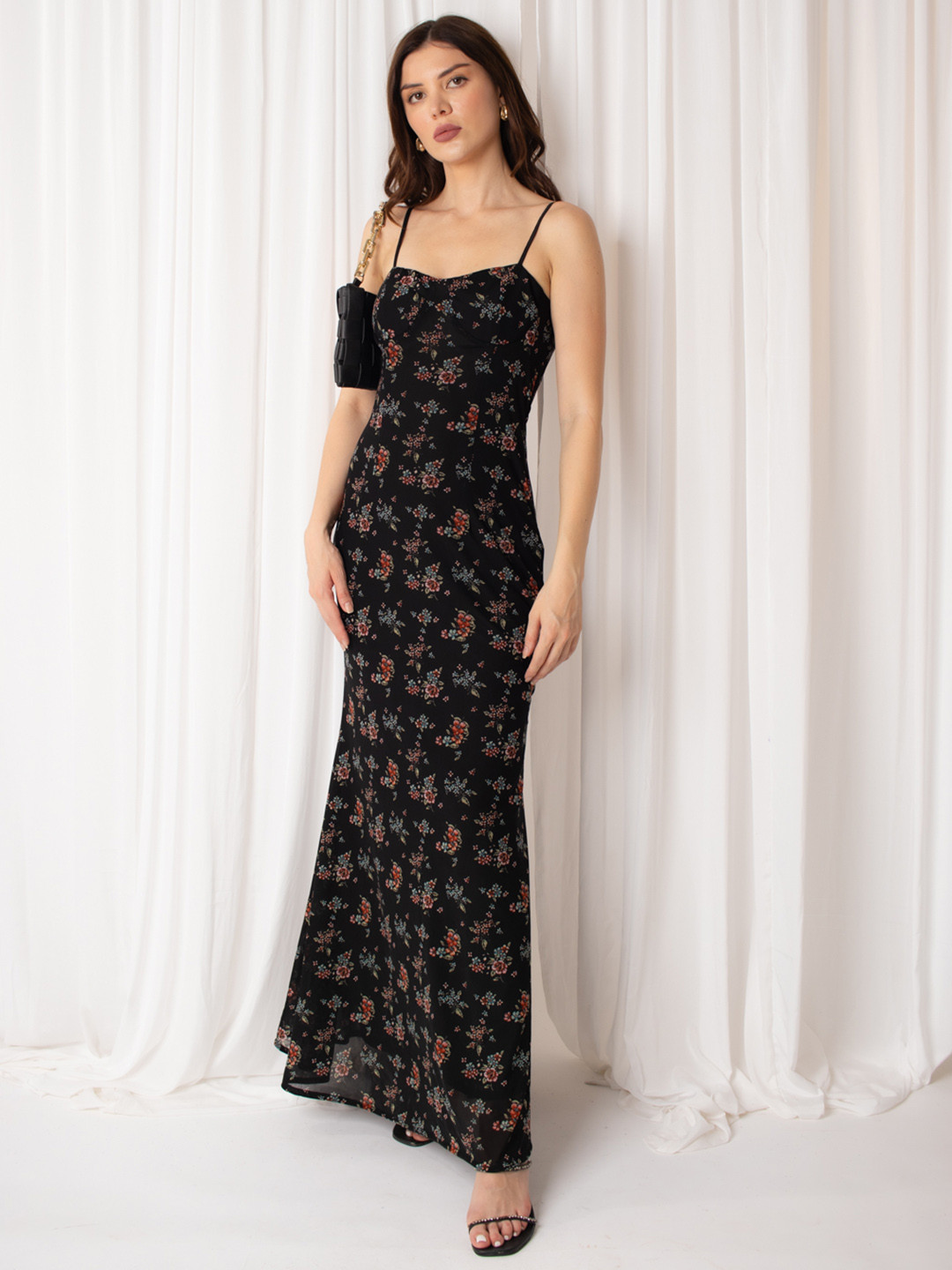 

Stylecast X Hersheinbox Floral Print Lace-Up Maxi Dress, Black