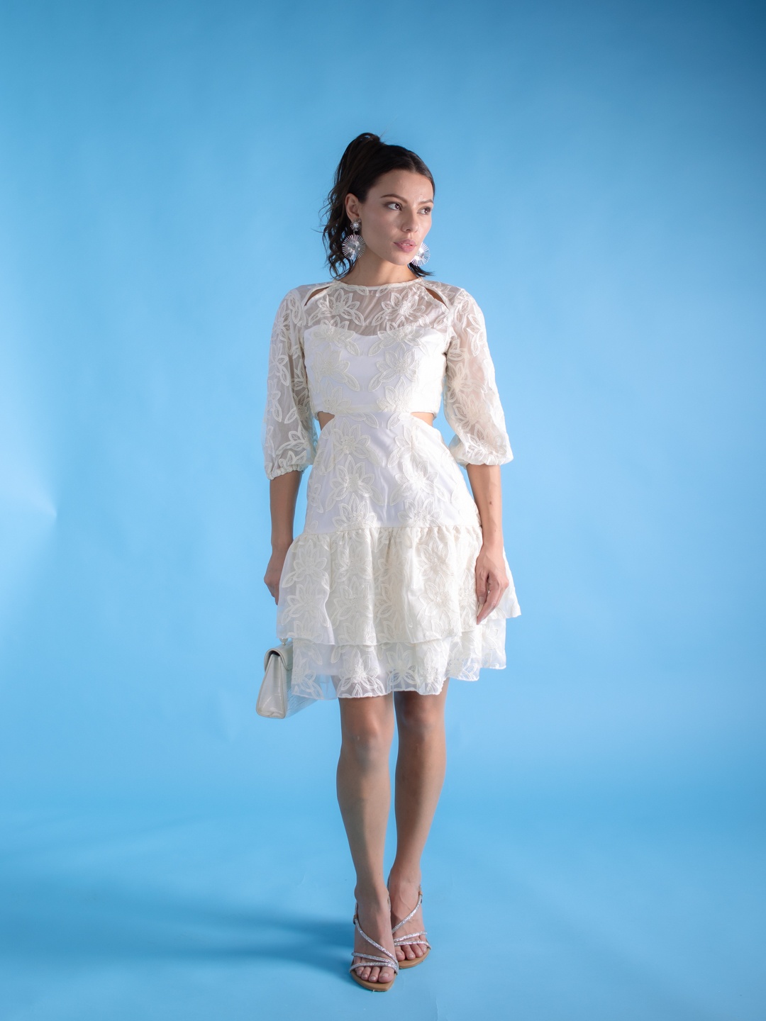 

Stylecast X Hersheinbox Floral Embroidered Cut-Out A-Line Dress, Off white