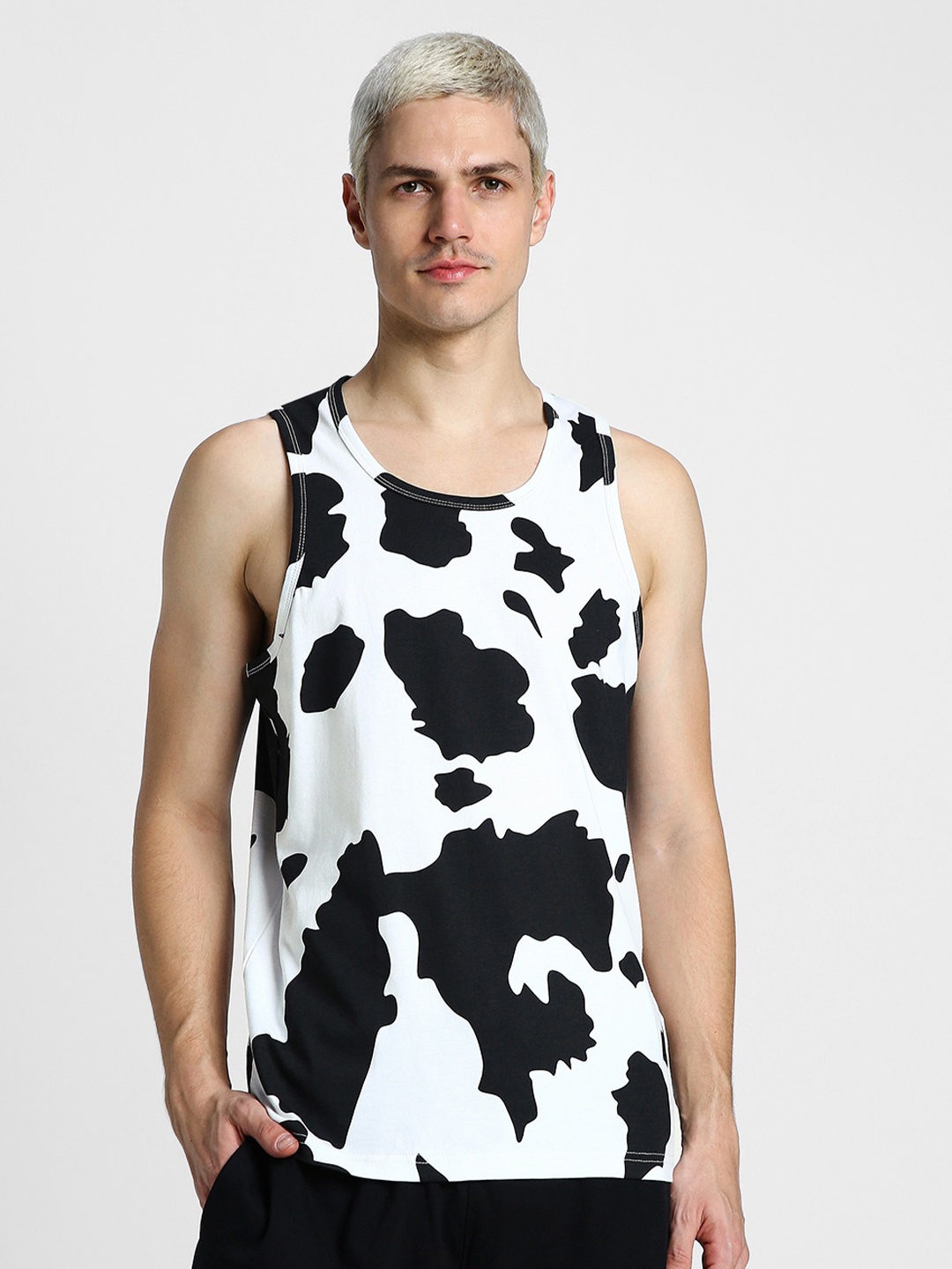 

VEIRDO White & Black Abstract Printed Sleeveless Pure Cotton T-shirt