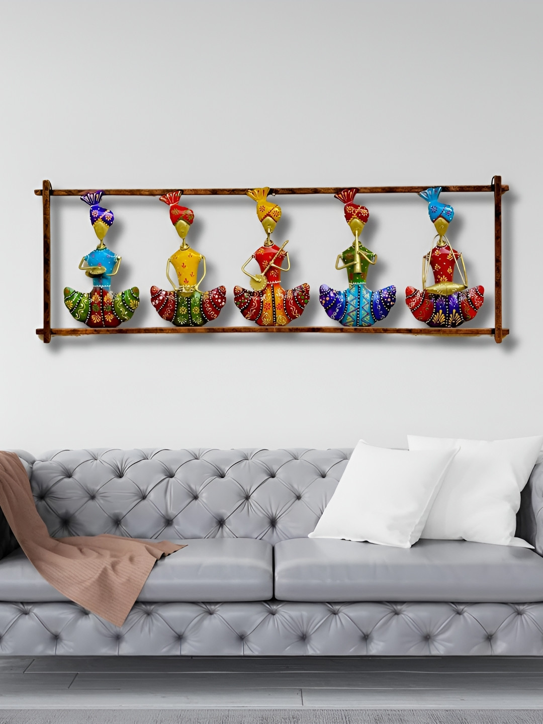 

ANSHIKA INTERNATIONAL Brown Textured 5 Musicians Wall Hanging Decor, Gold