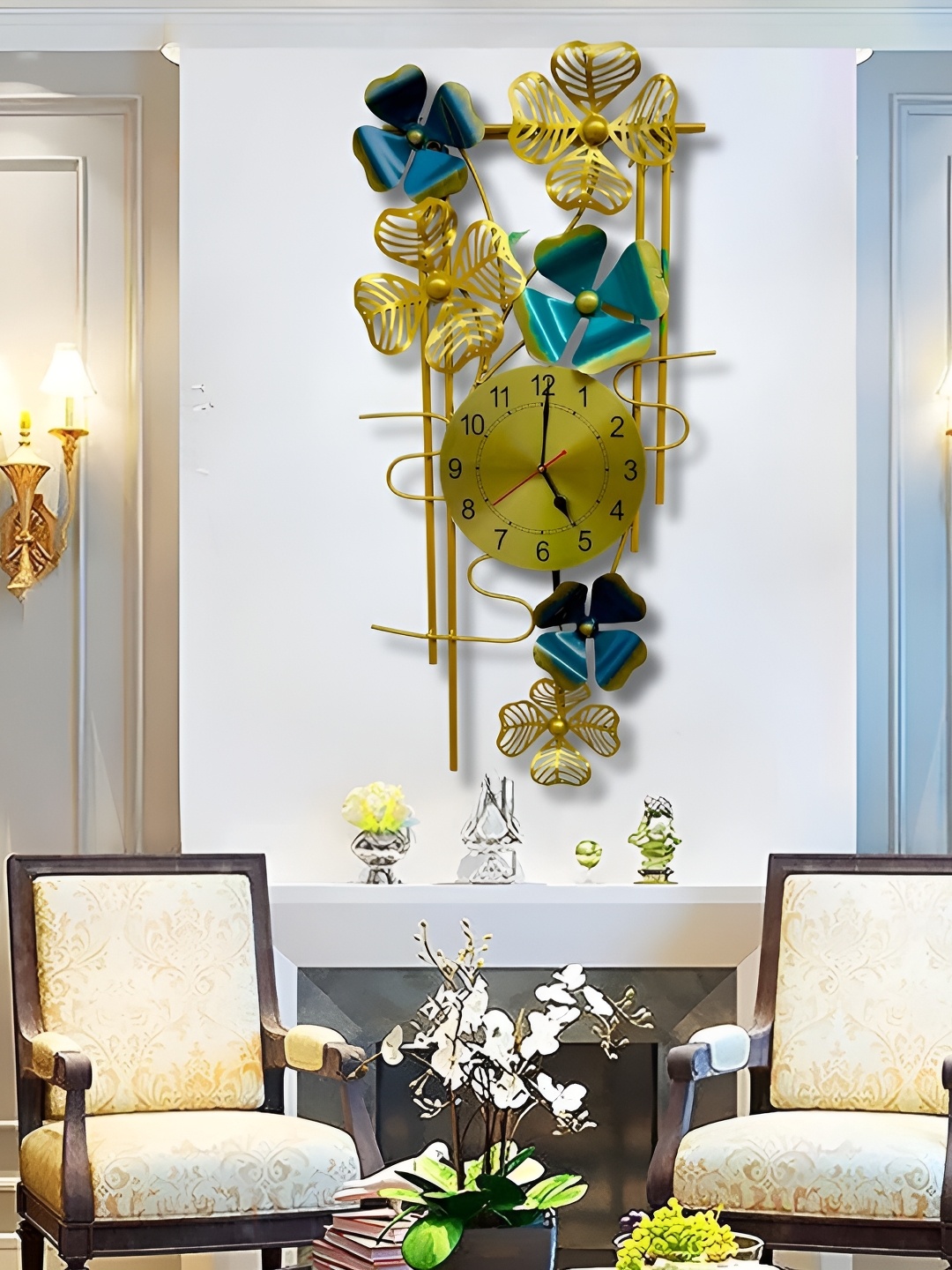 ANSHIKA INTERNATIONAL Beige & Blue Floral Metal Classic Clock Wall Decor