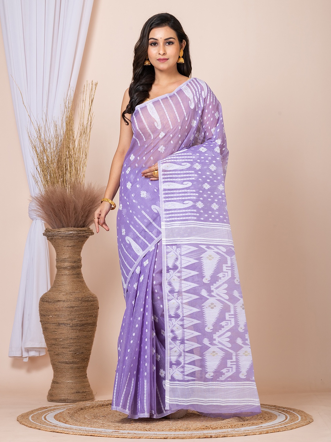 

Laa Calcutta Ethnic Motifs Zari Pure Cotton Jamdani Saree, Lavender
