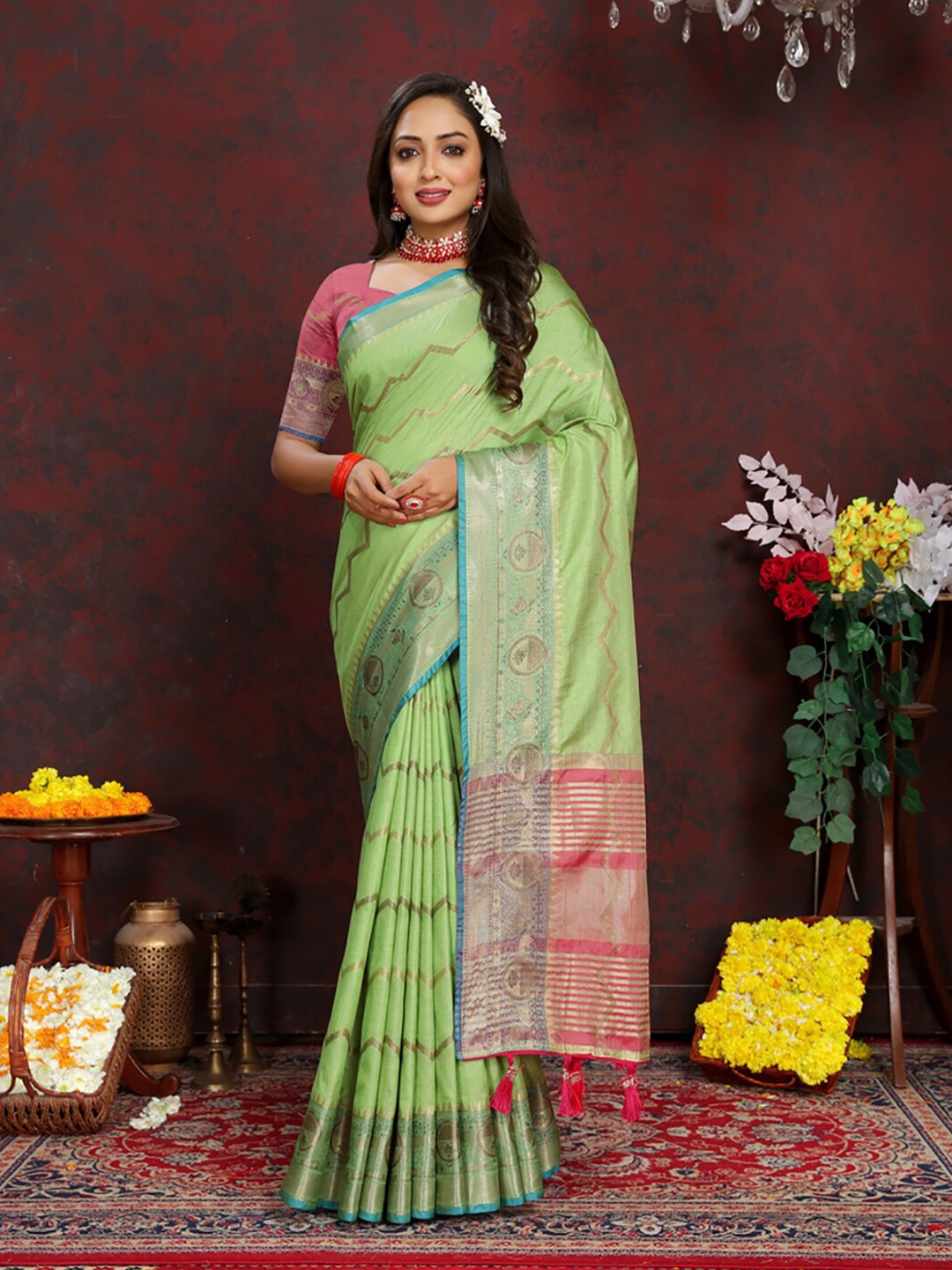 

KALINI Striped Woven Design Zari Banarasi Saree, Green