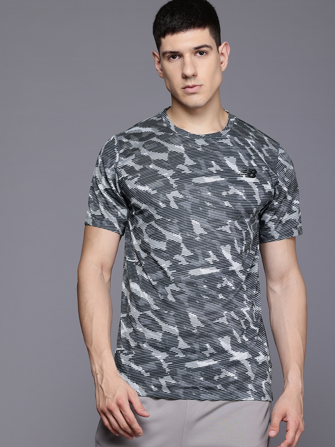 

New Balance Printed Moisture Wicking Sports T-shirt, Black