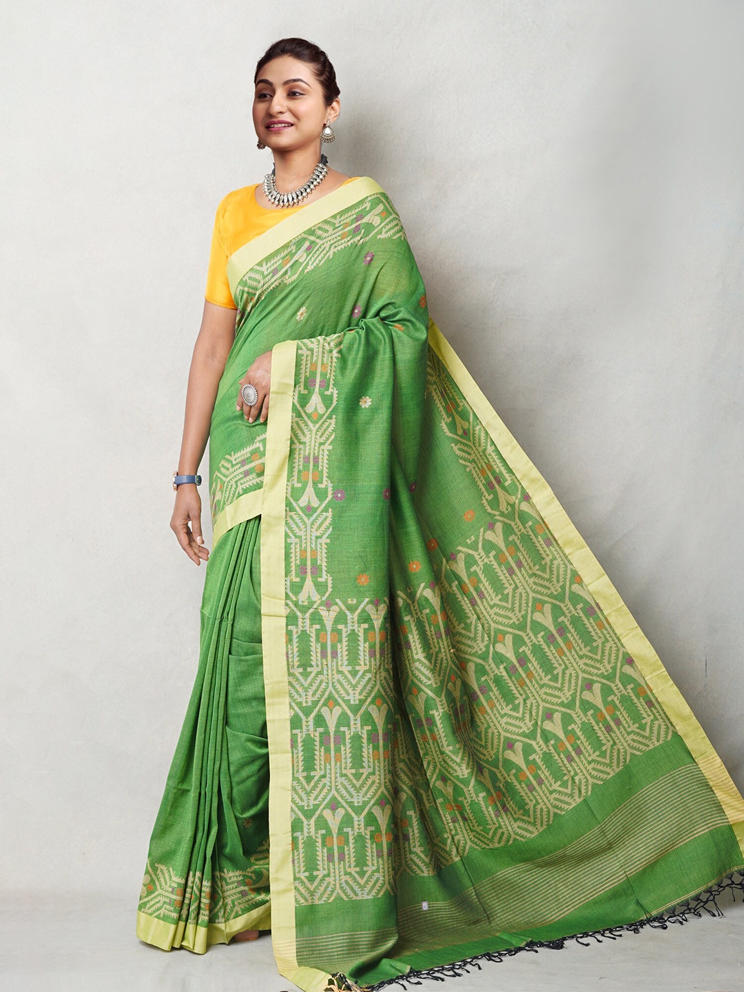 

Unnati Silks Woven Design Pure Linen Jamdani Saree, Green