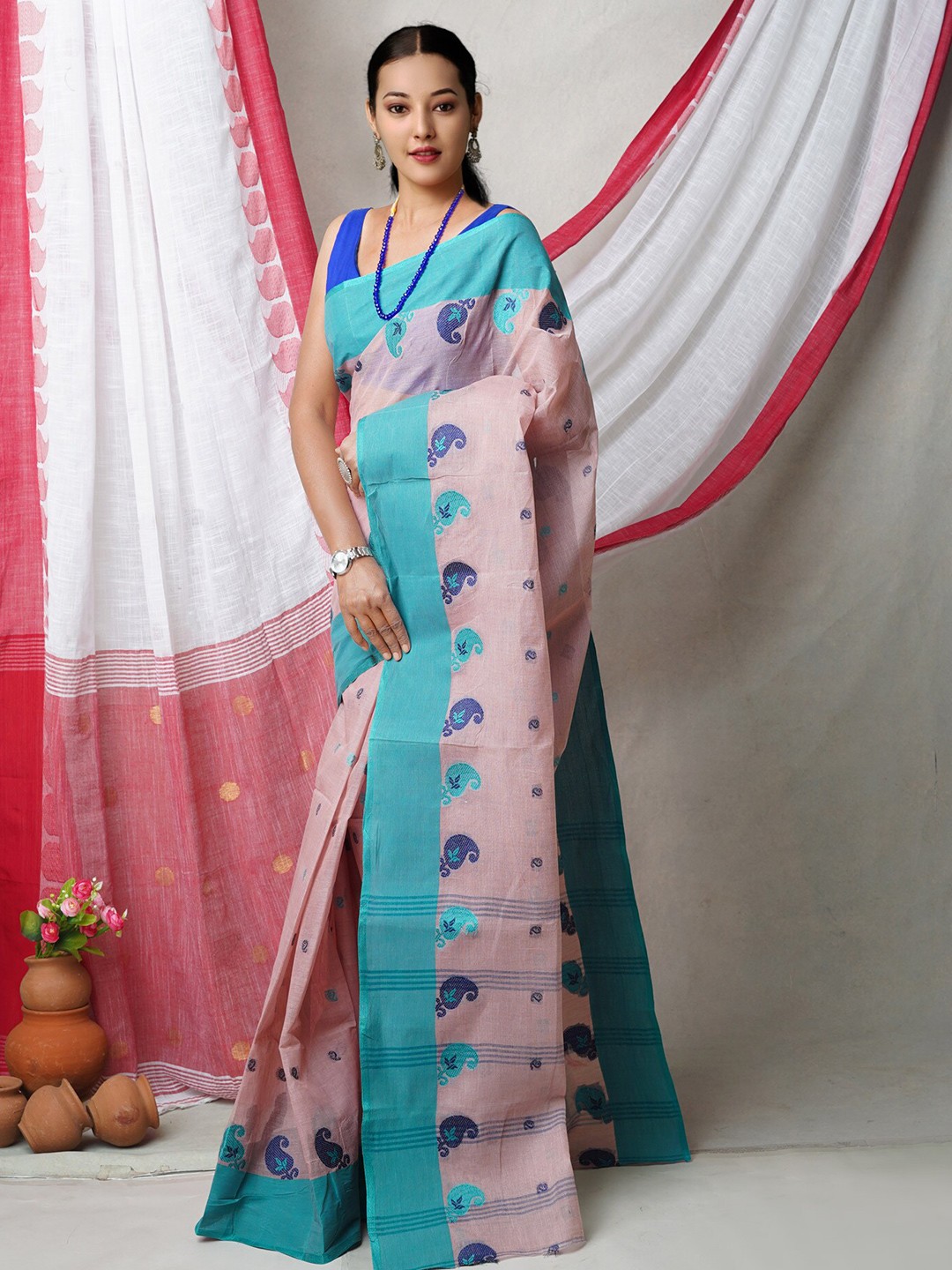 

Unnati Silks Woven Design Pure Cotton Jamdani Saree, Pink