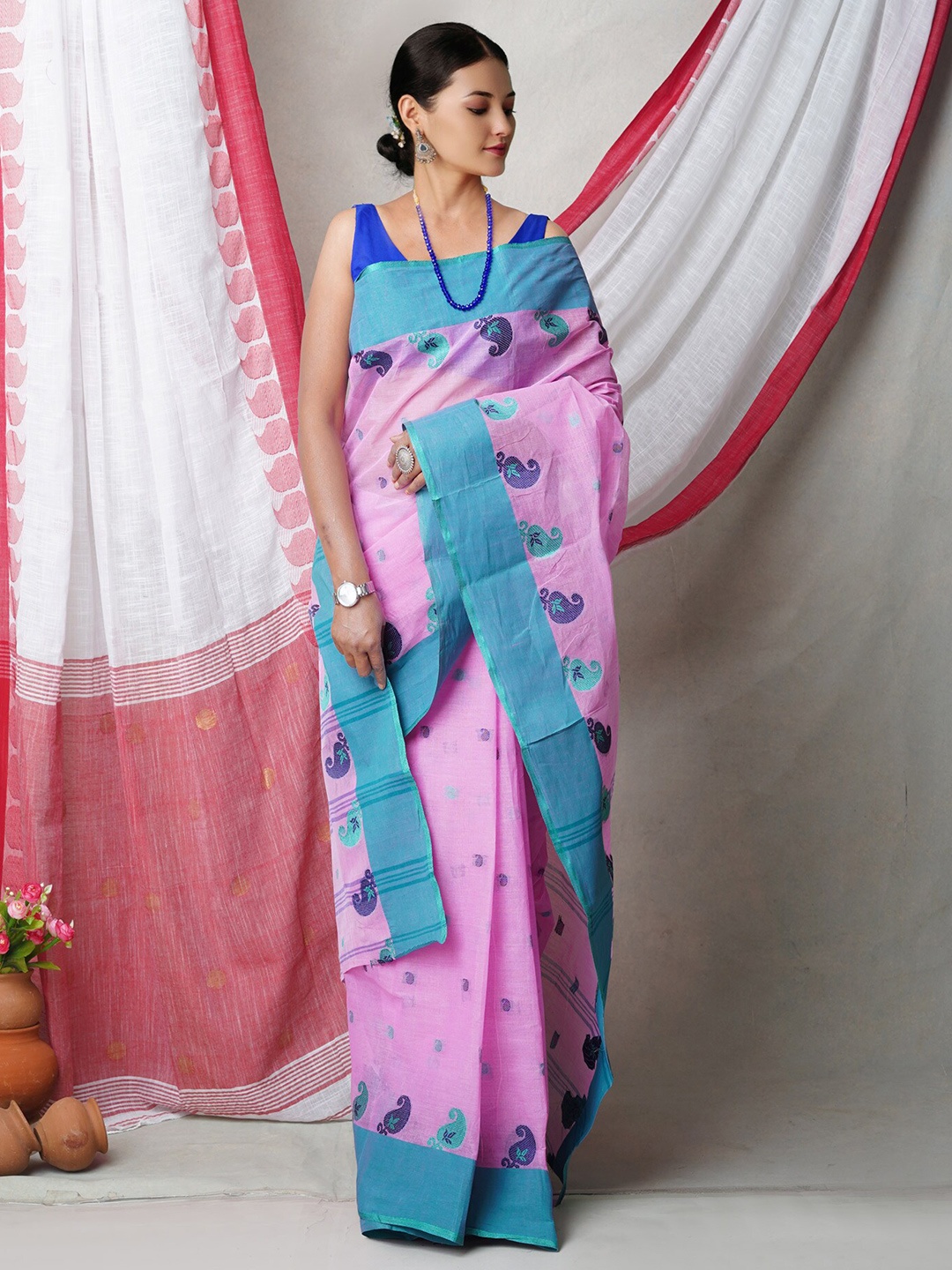 

Unnati Silks Paisley Woven Design Handloom Pure Cotton Jamdani Saree, Pink