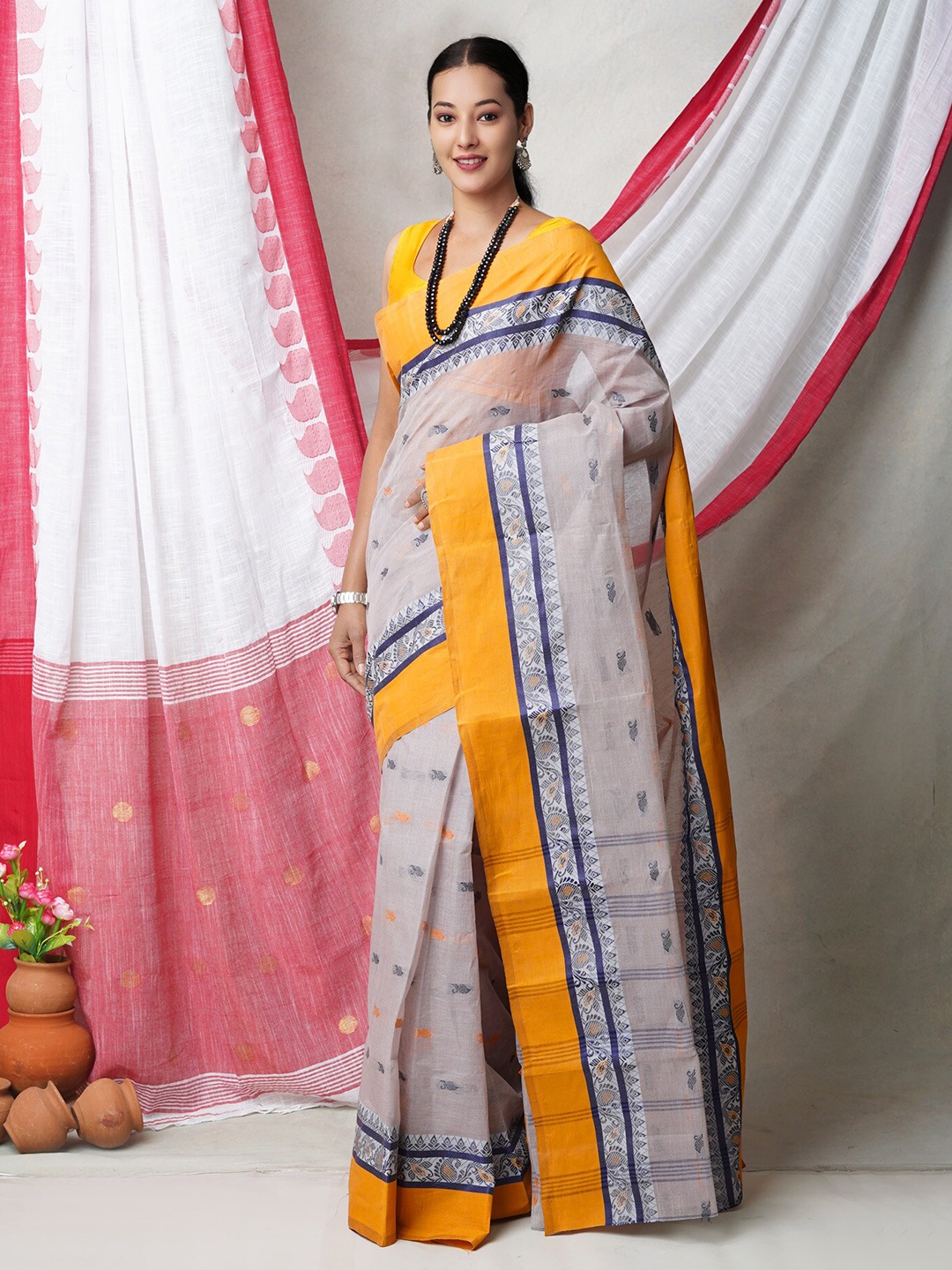

Unnati Silks Ethnic Motifs Woven Design Handloom Pure Cotton Jamdani Saree, Grey