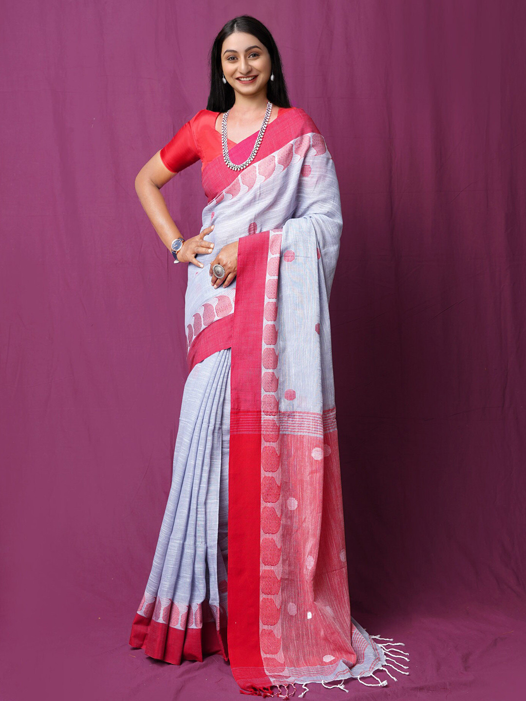 

Unnati Silks Woven Design Pure Linen Jamdani Saree, Grey