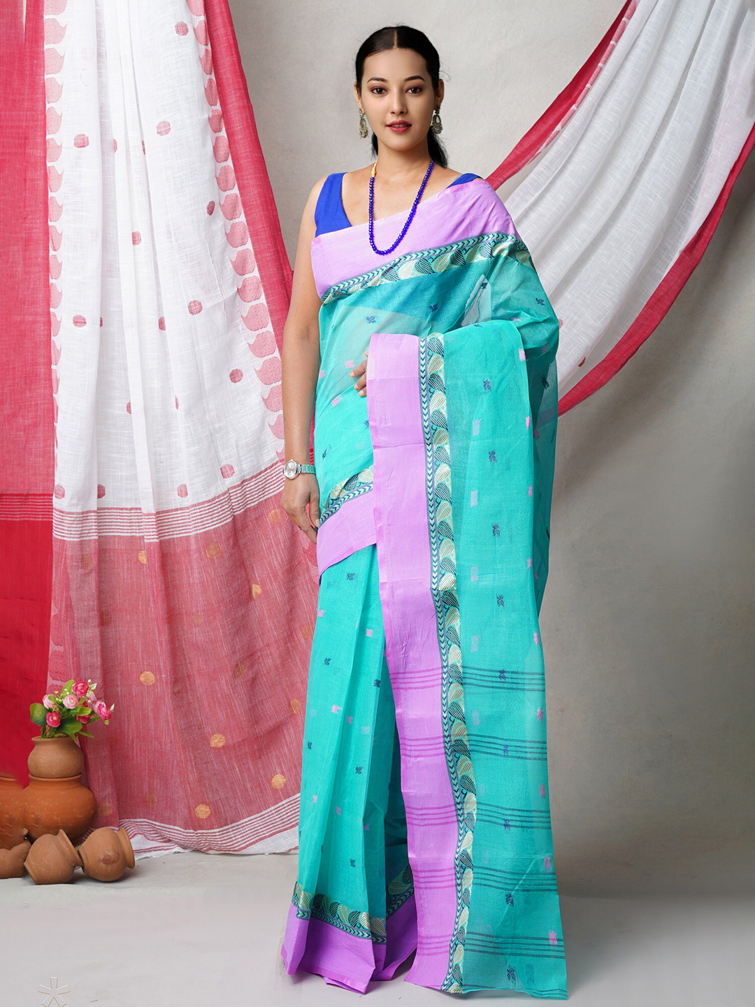 

Unnati Silks Woven Design Pure Cotton Jamdani Saree, Green