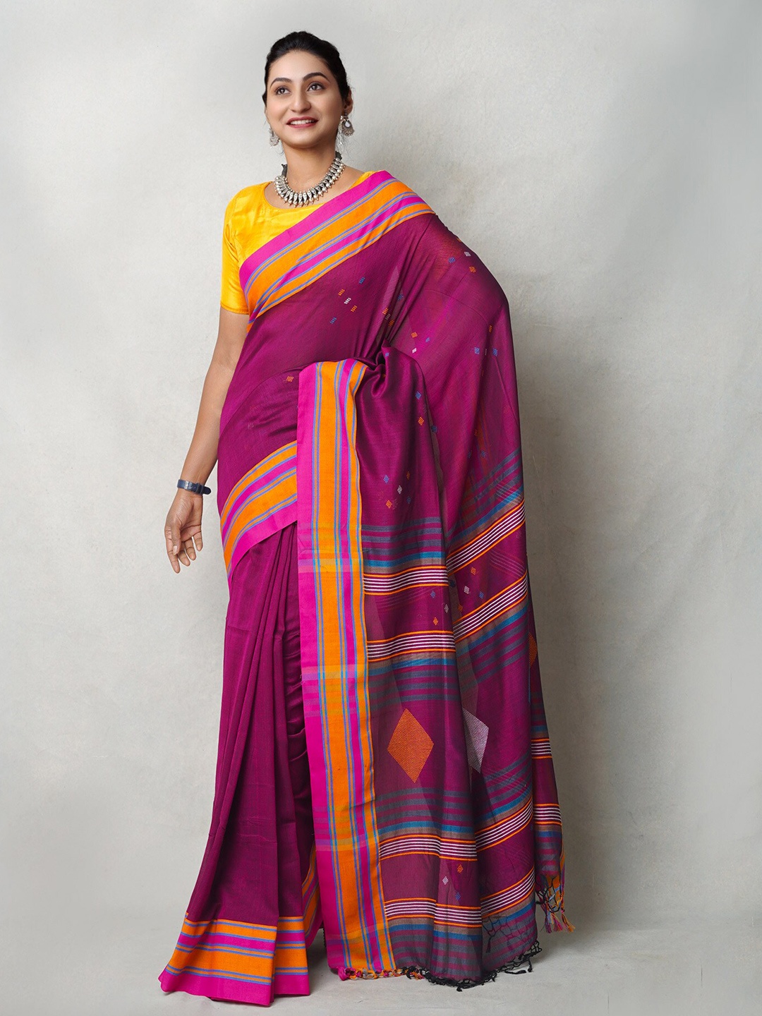 

Unnati Silks Woven Design Pure Cotton Jamdani Saree, Pink