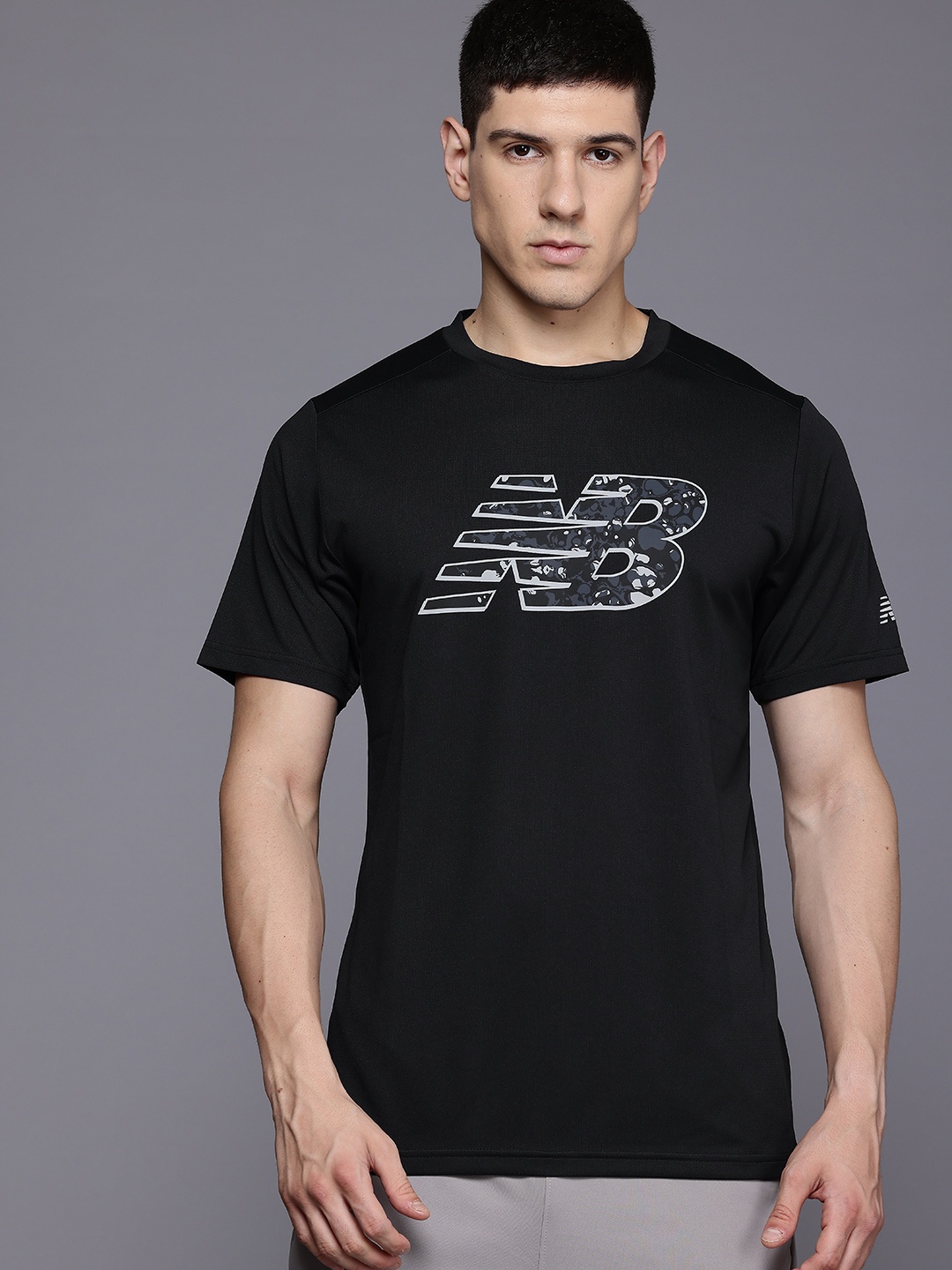 

New Balance Brand Logo Printed Moisture Wicking T-shirt, Black