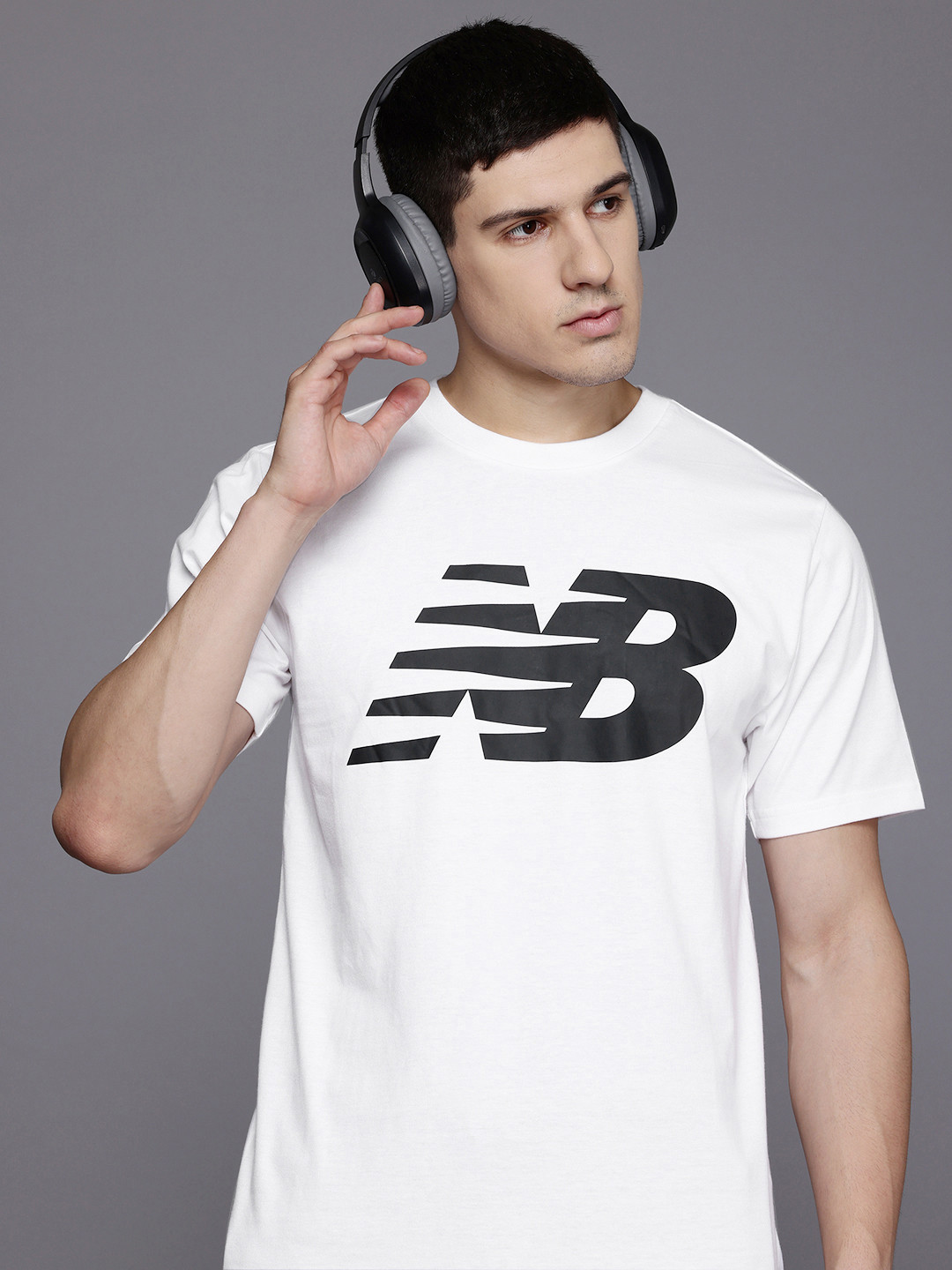 

New Balance Brand Logo Print T-shirt, White