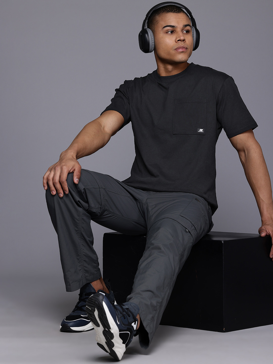 

New Balance Pure Cotton Pockets Relaxed T-shirt, Black