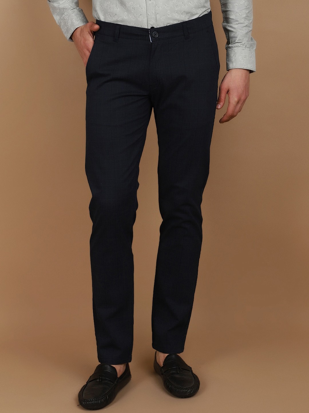 

V-Mart Men Slim Fit Chinos Trouser, Blue