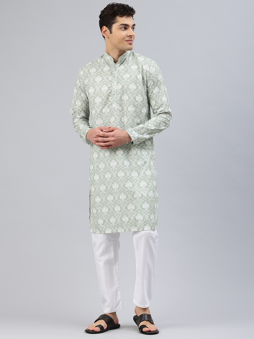 

Majestic Man Men Ethnic Motifs Embroidered Thread Work Kurta, Green