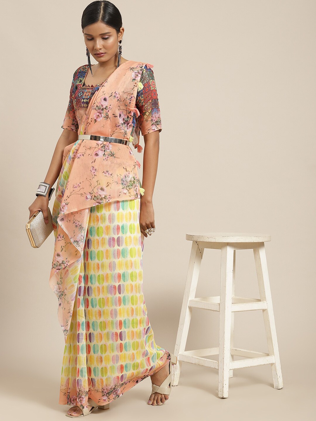 

KALINI Floral Printed Saree, Yellow