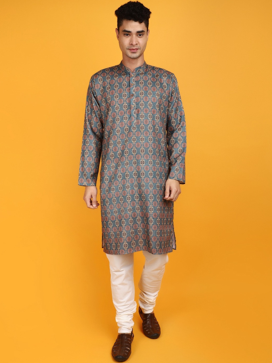 

V-Mart Ethnic Motifs Printed Mandarin Collar Straight Kurta With Trousers, Sea green