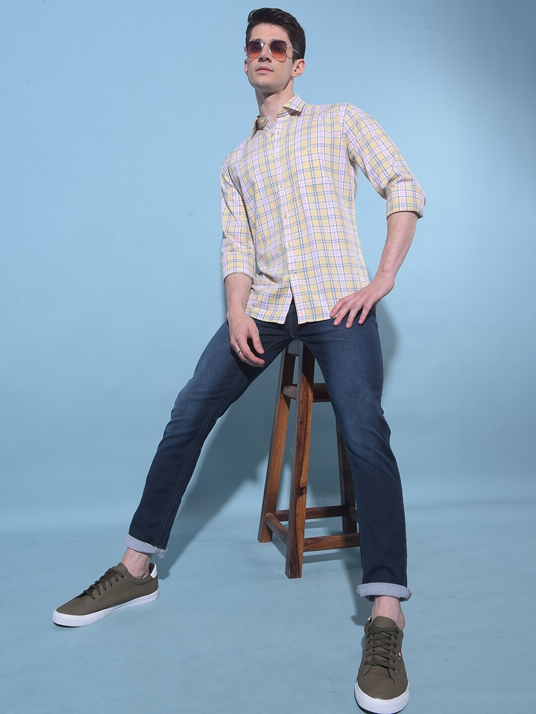 

Crimsoune Club Classic Slim Fit Tartan Checks Cotton Checked Casual Shirt, Yellow