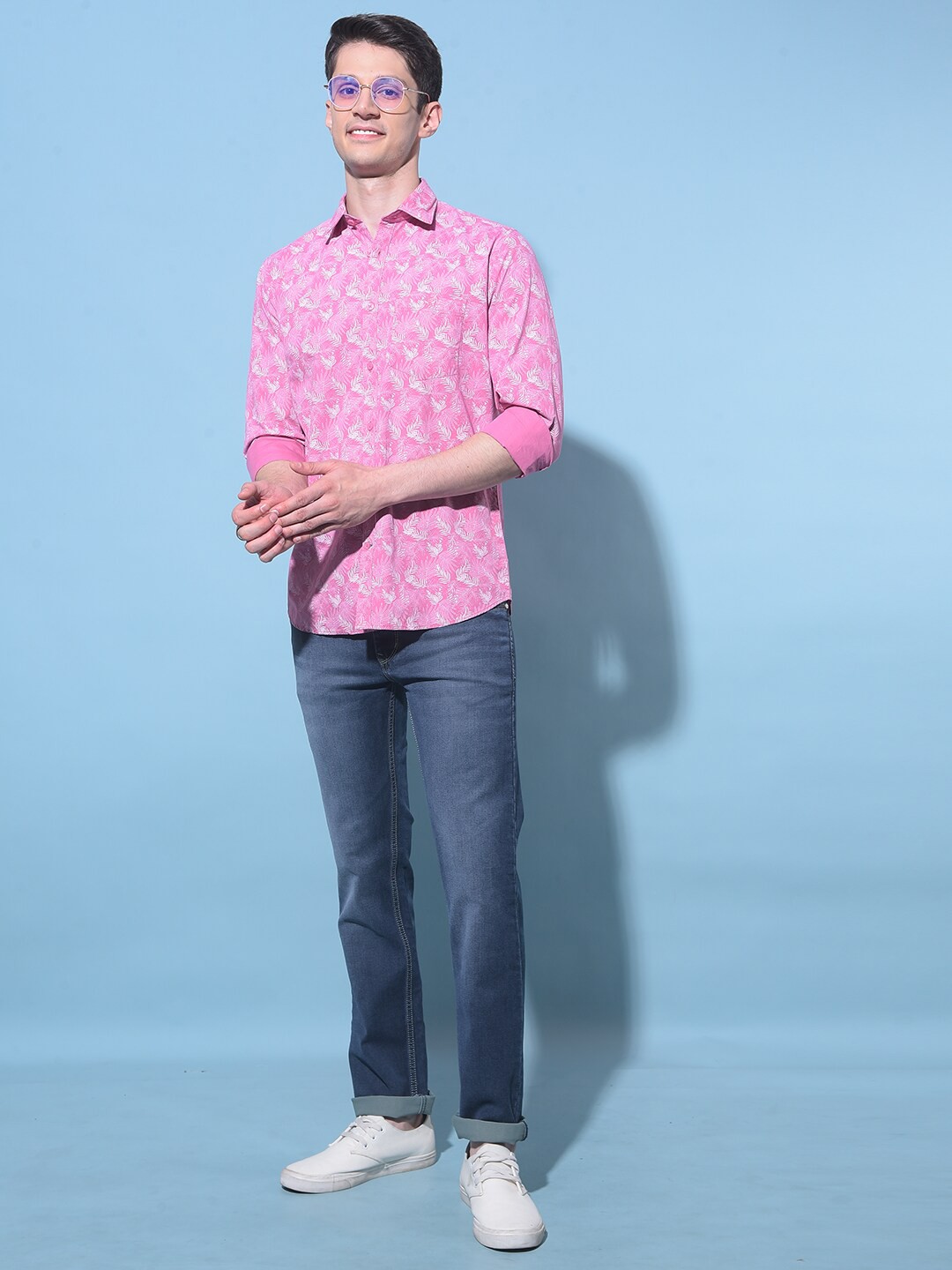 

Crimsoune Club Classic Floral Printed Spread Collar Slim Fit Cotton Casual Shirt, Pink