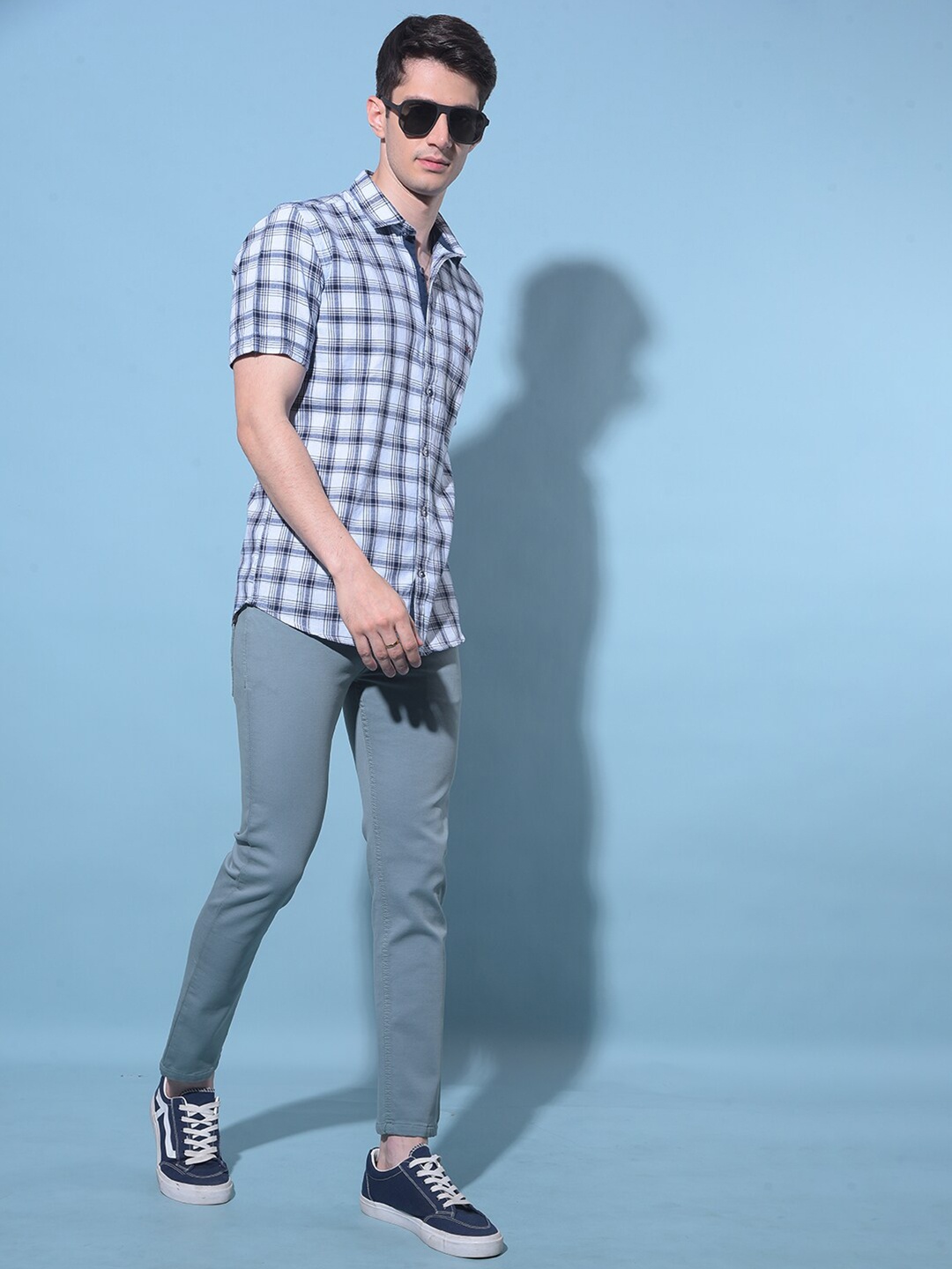 

Crimsoune Club Classic Checked Printed Spread Collar Cotton Curved Slim Fit Casual Shirt, Off white