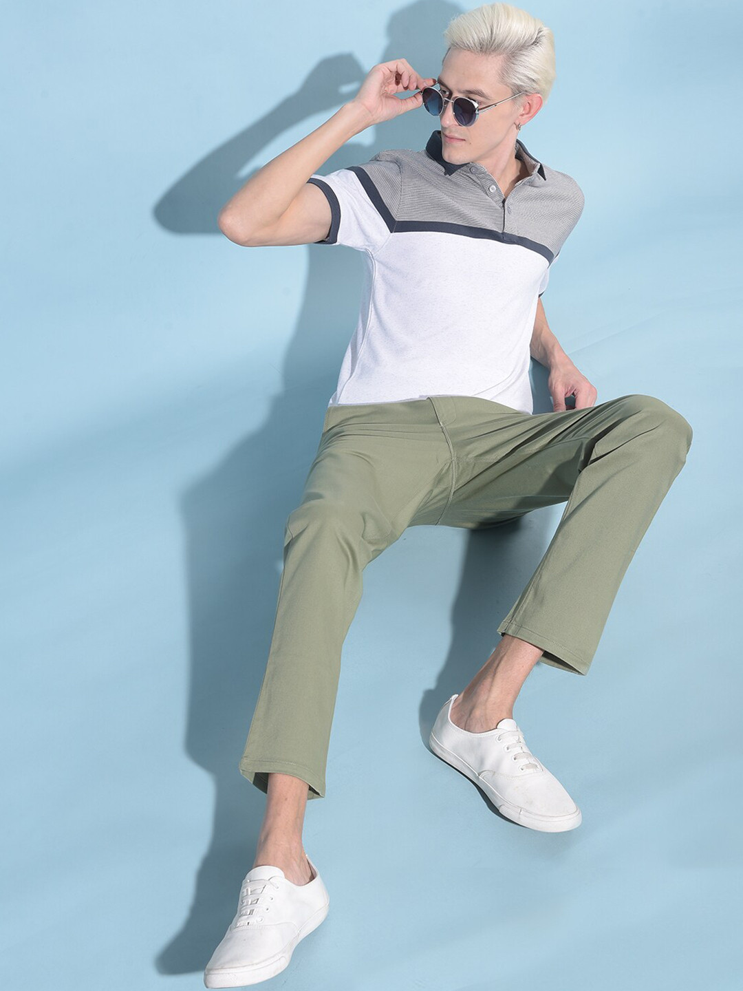 

Crimsoune Club Colourblocked Polo Collar Slim Fit Cotton T-shirt, Grey