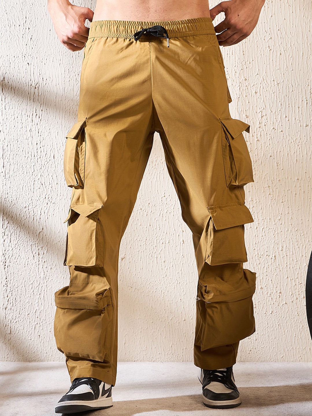 

FUGAZEE Men Relaxed-Fit Cargo Track Pants, Khaki