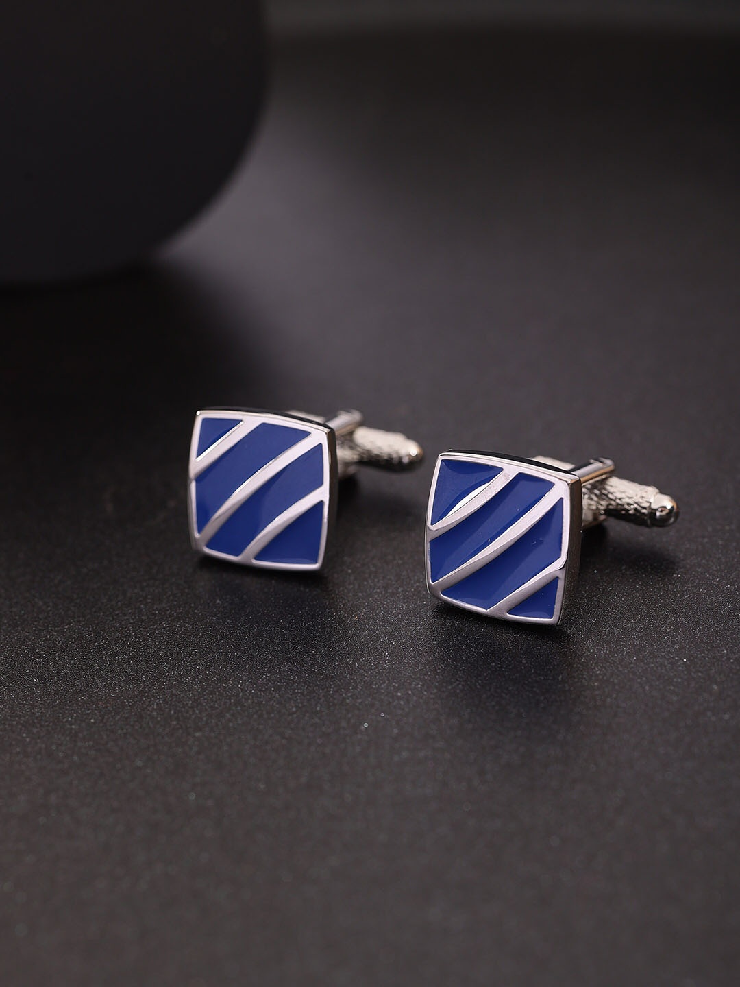 

Alvaro Castagnino Textured Cufflink, Blue