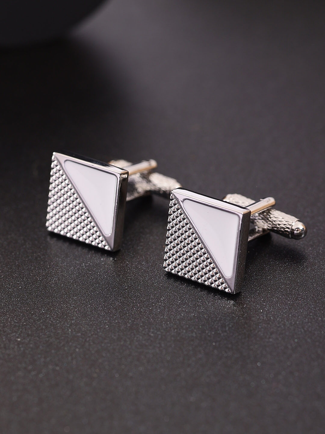 Alvaro Castagnino Men Textured Square Cufflinks, Silver