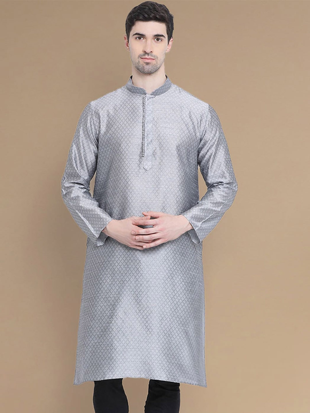 

Sanwara Mandarin Collar Long Sleeves Kurta, Silver