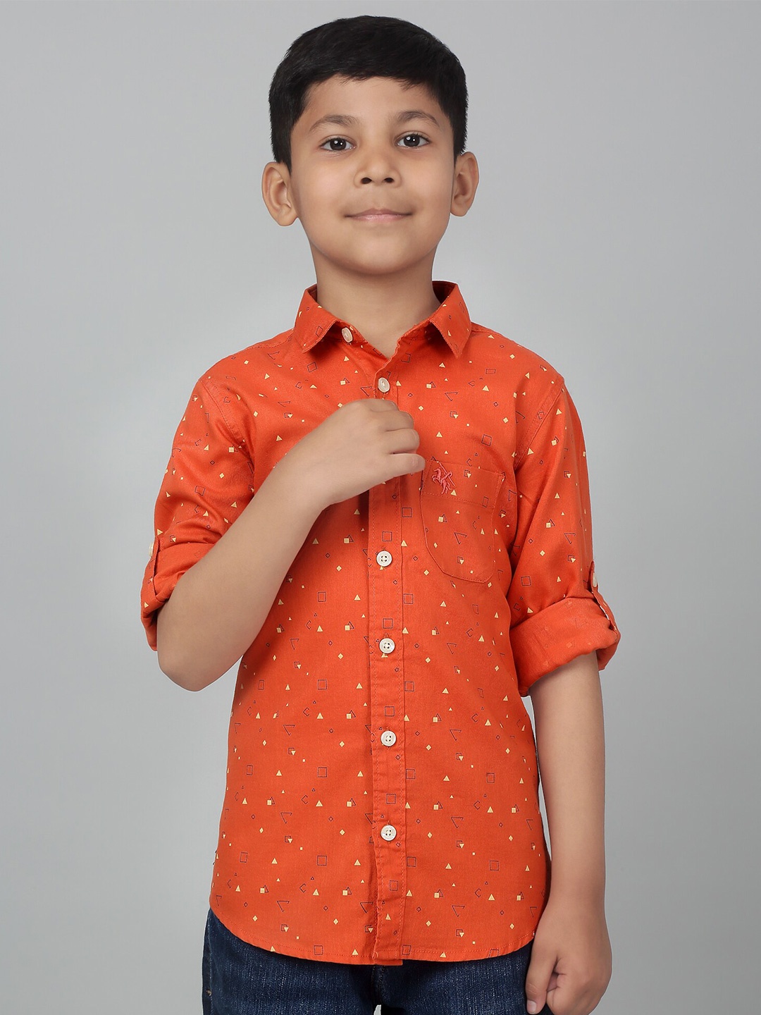 

Cantabil Boys Geometric Printed Spread Collar Long Roll-Up Sleeves Casual Shirt, Orange