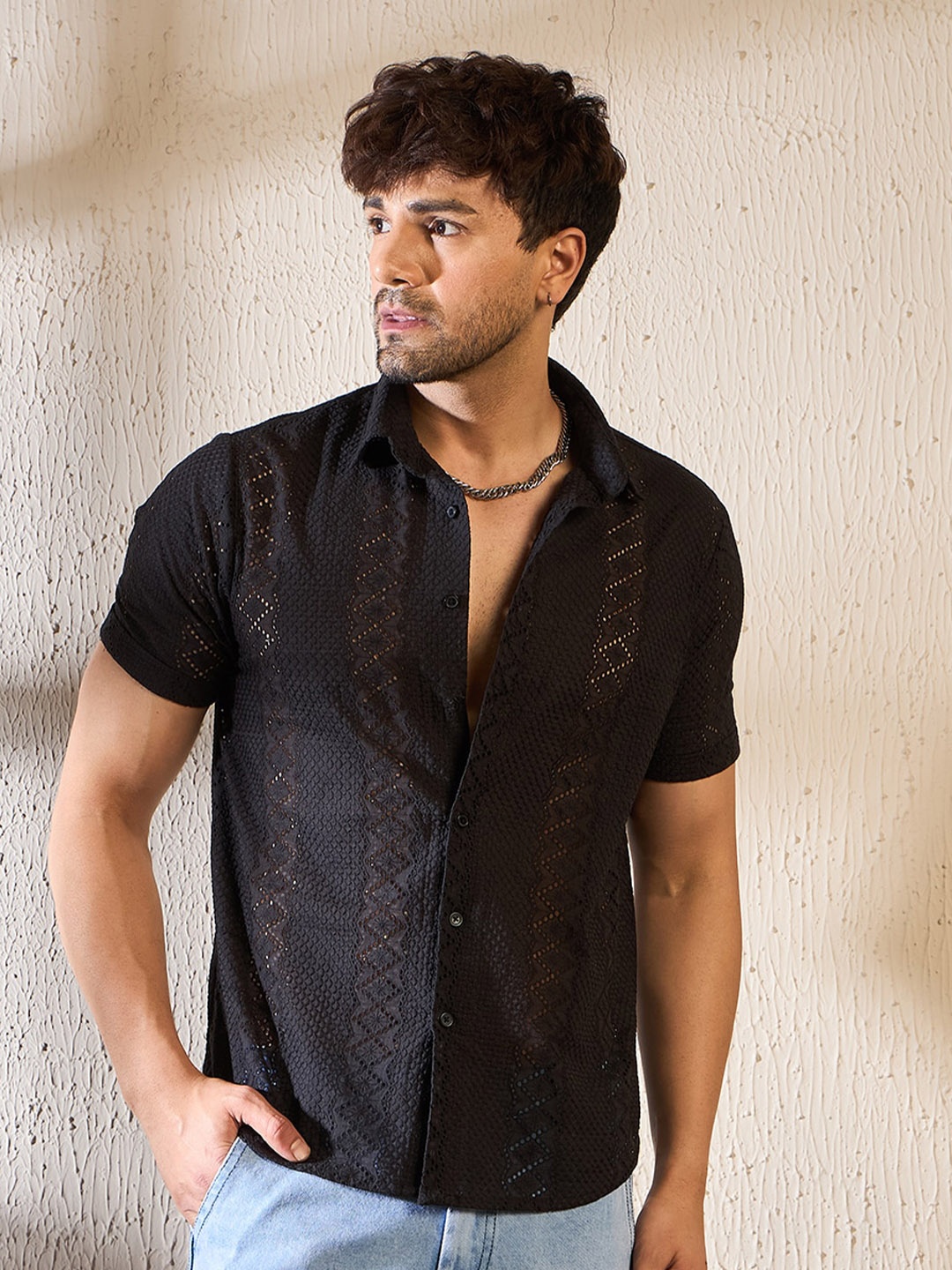 

FUGAZEE Regular Schiffli Embroidered Spread Collar Curved Casual Shirt, Black