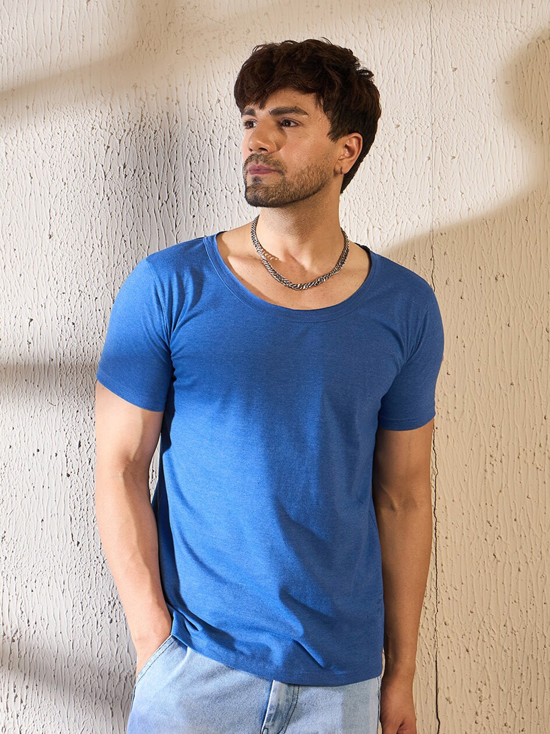 

FUGAZEE Blue Round Neck Cotton Slim Fit T-shirt