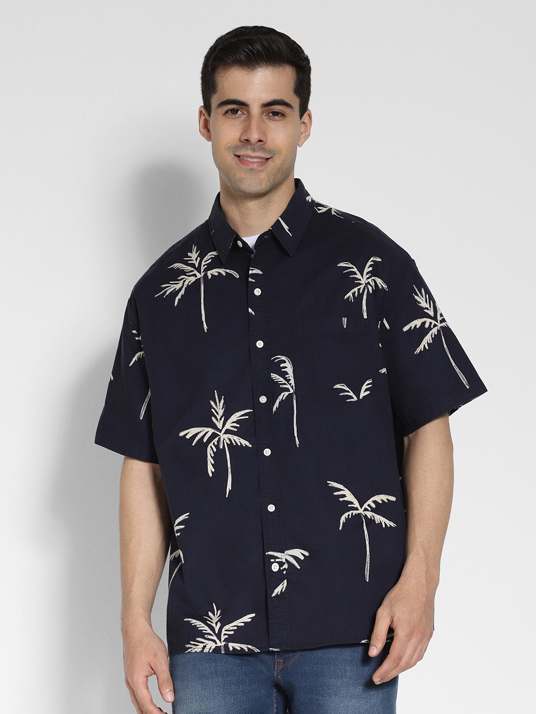 

AMERICAN EAGLE OUTFITTERS Tropical Printed Casual Shirt, Navy blue