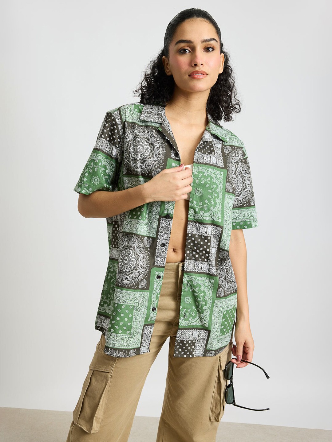 

FREAKINS Opaque Ethnic Motifs Printed Cotton Casual Shirt, Green