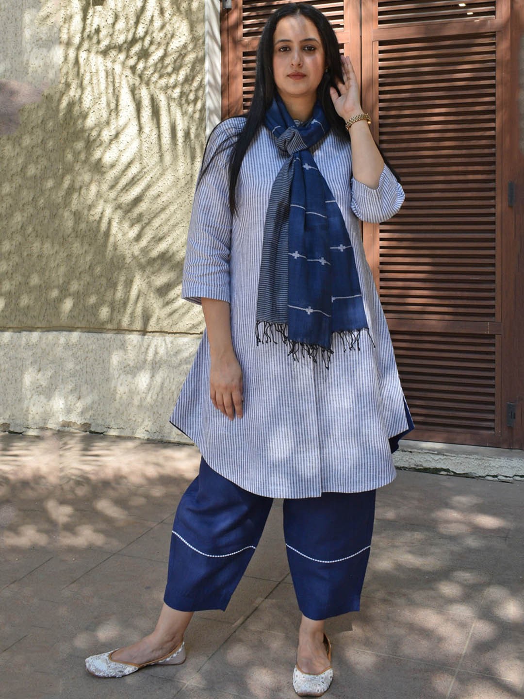 

House of Moxa Striped A-Line Linen Kurta with Trousers, Blue