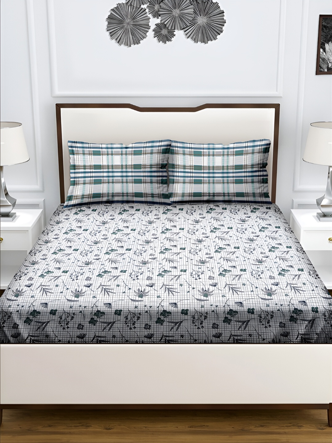 

Aura Teal & White Floral 180 TC Queen Bedsheet with 2 Pillow Covers