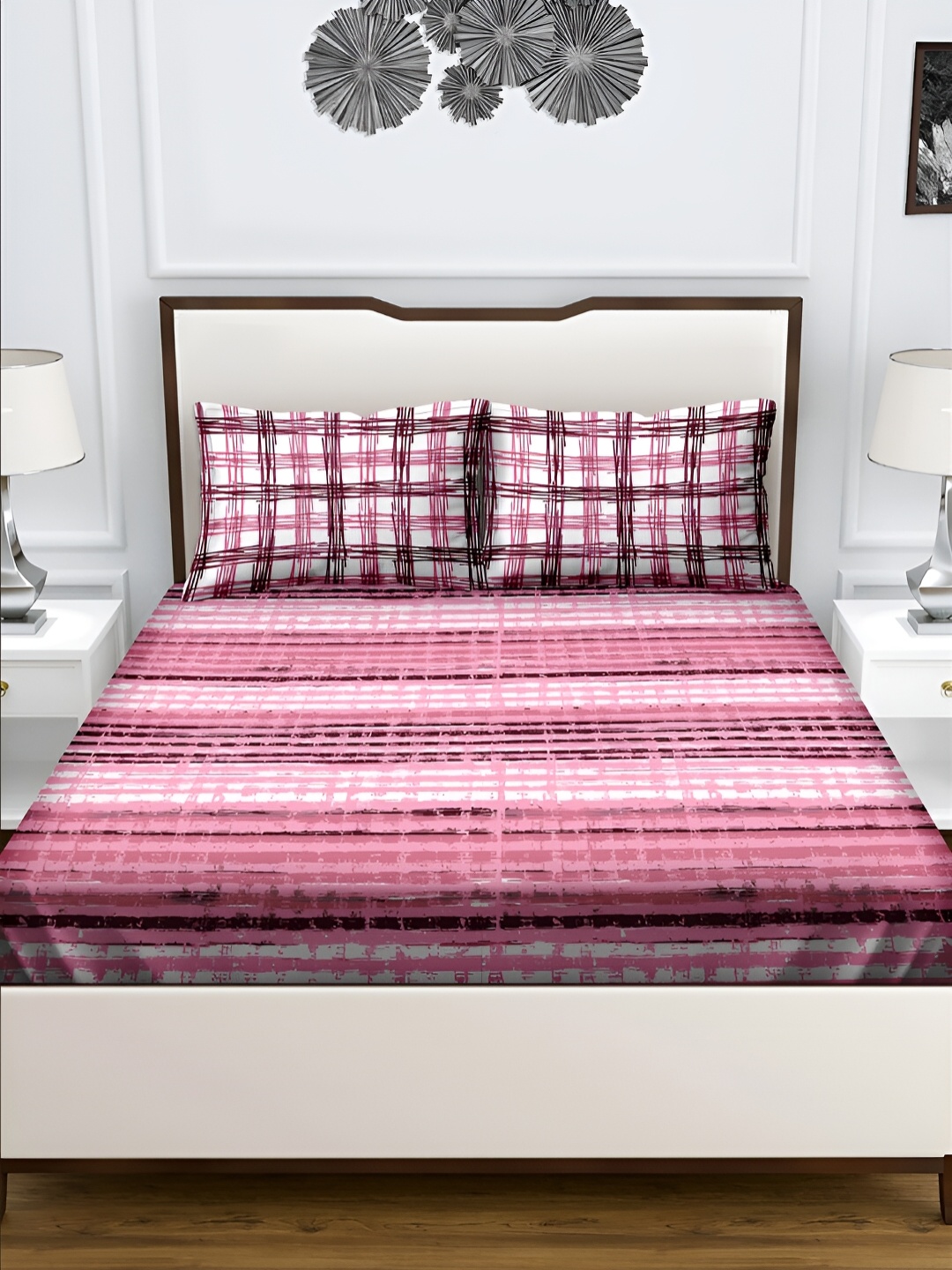 

Aura Pink & White Geometric 180 TC Queen Bedsheet with 2 Pillow Covers