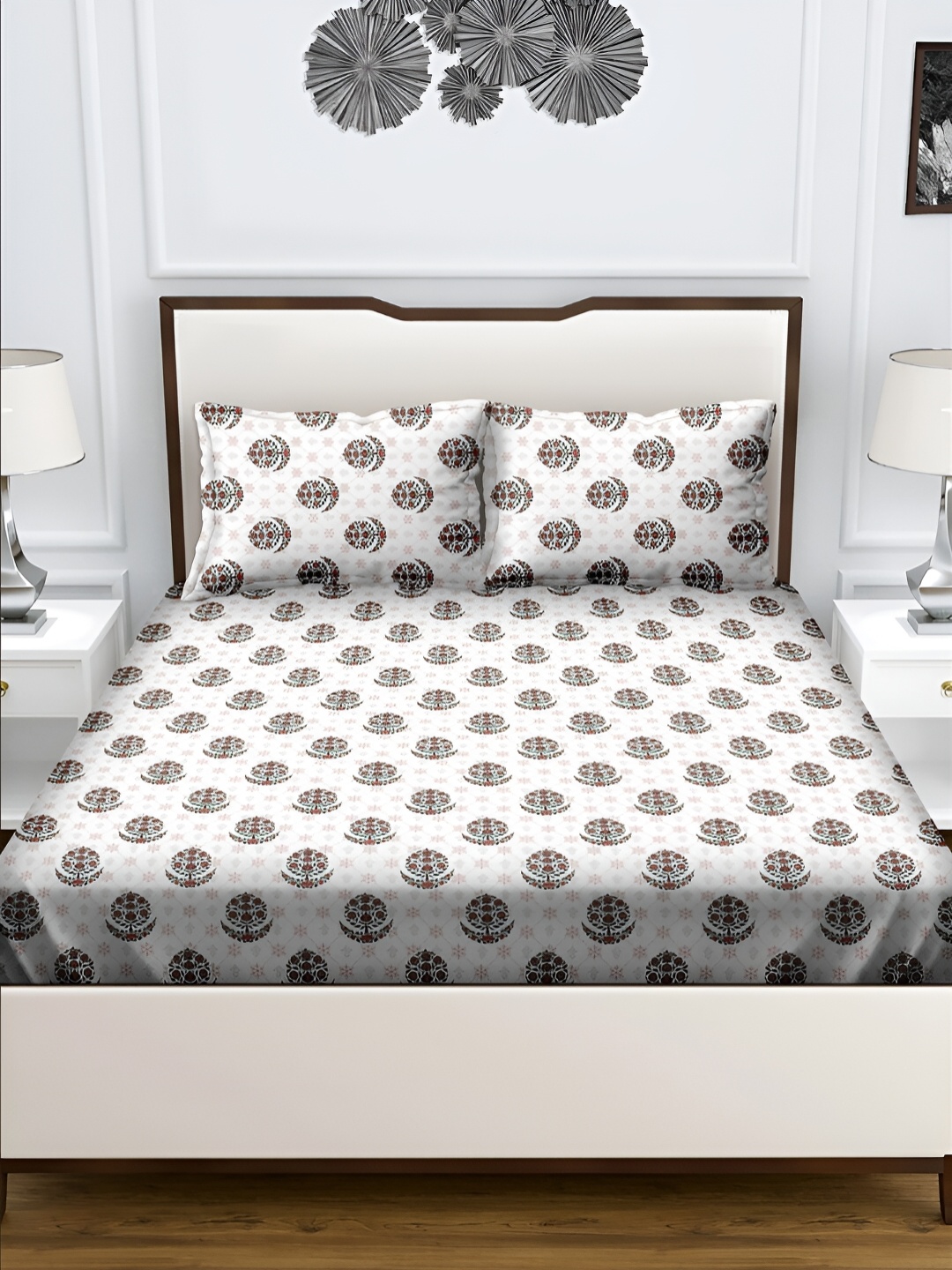 

Aura Green & White Floral 180 TC Queen Bedsheet with 2 Pillow Covers