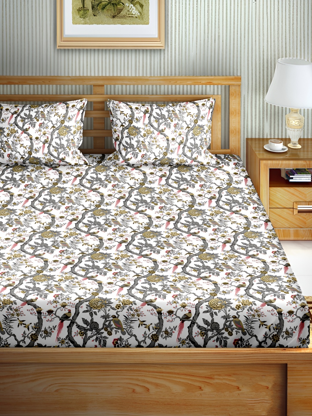 

Aura Green & White Floral 180 TC Queen Bedsheet with 2 Pillow Covers