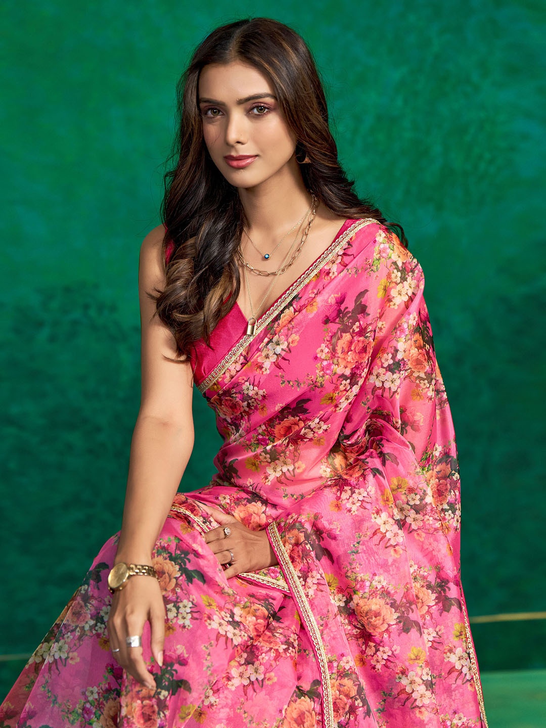 

Sangria Floral Printed Organza Saree, Pink