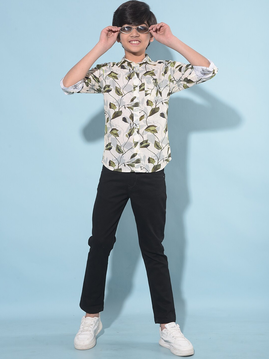 

Crimsoune Club Boys Slim Fit Floral Printed Spread Collar Long Sleeves Cotton Casual Shirt, Olive