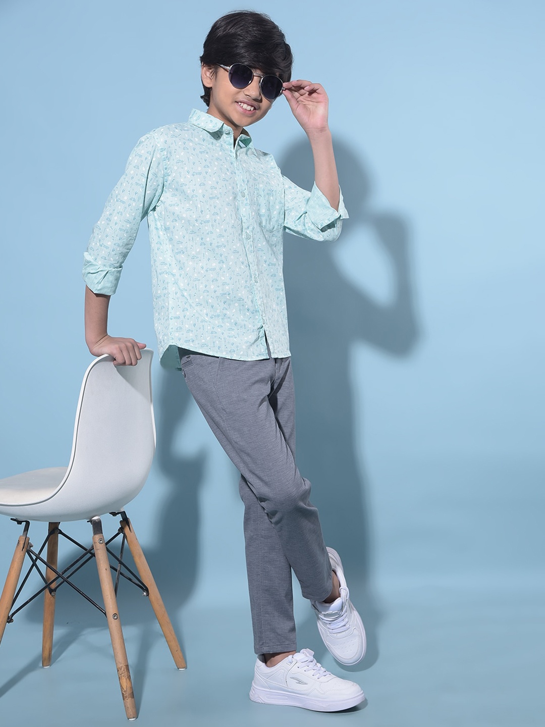 

Crimsoune Club Boys Classic Slim Fit Floral Printed Casual Shirt, Green