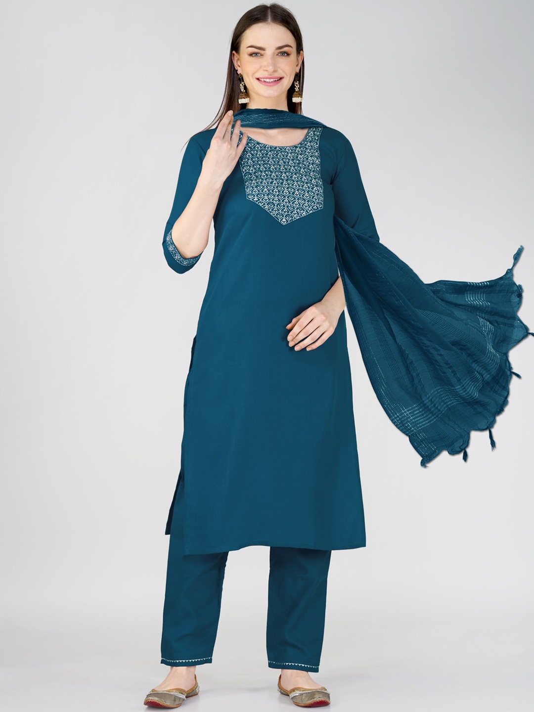 

ARADHNA Ethnic Motifs Yoke Design Sequinned Detailed Straight Kurta & Trouser With Dupatta, Blue