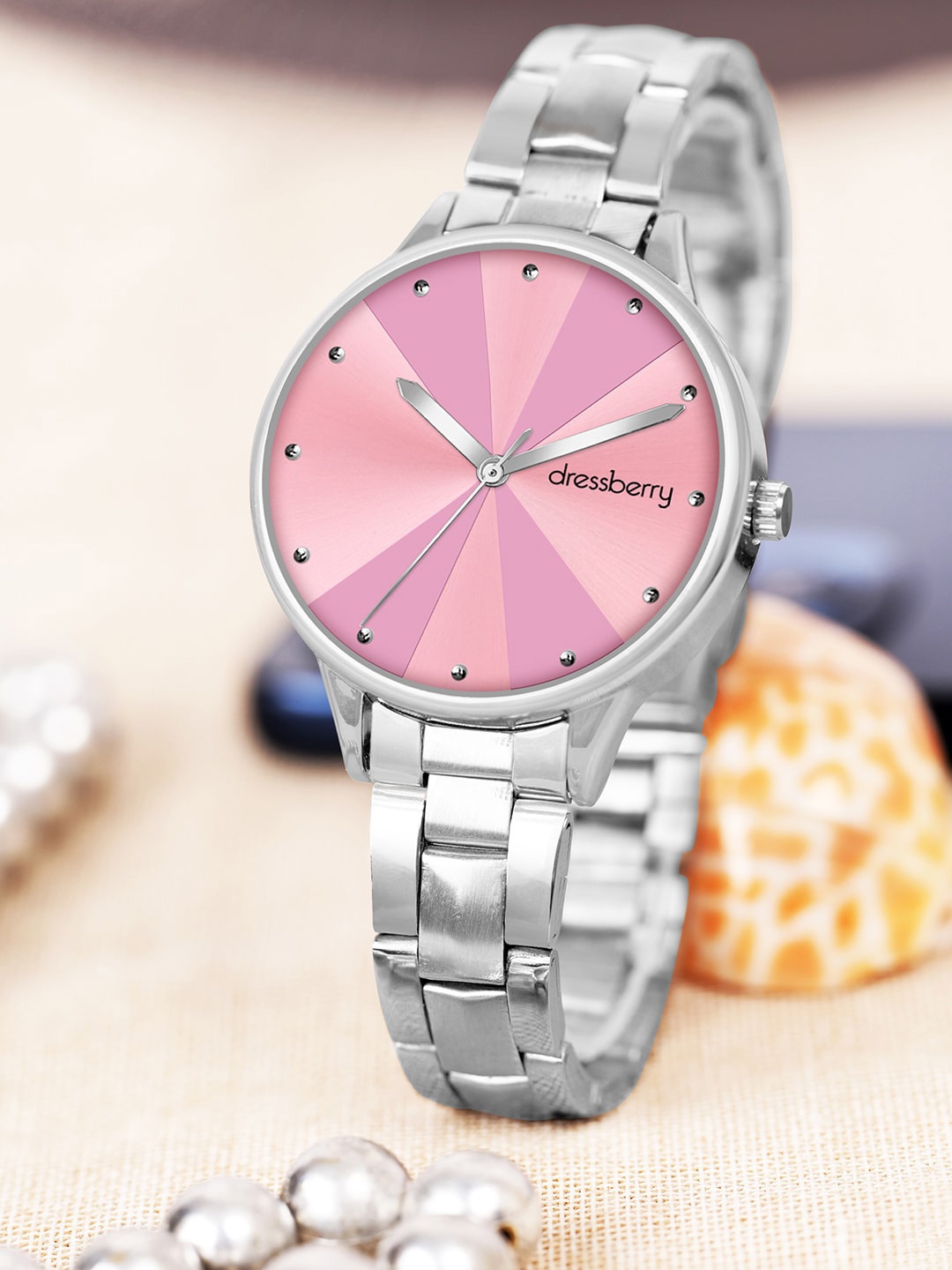 

DressBerry Silver Toned Women Embellished Dial Round Analogue Watch HOBDB-222-SL